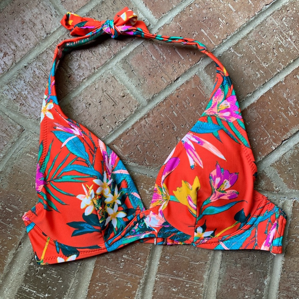 Floral halter bikini top